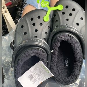 size 6 black fluffy crocs never been worn still has tags